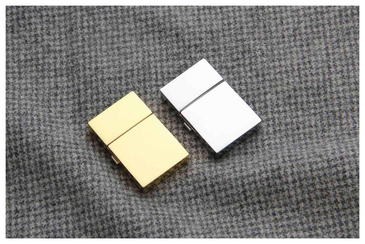 Side Squeeze Buckle Lock