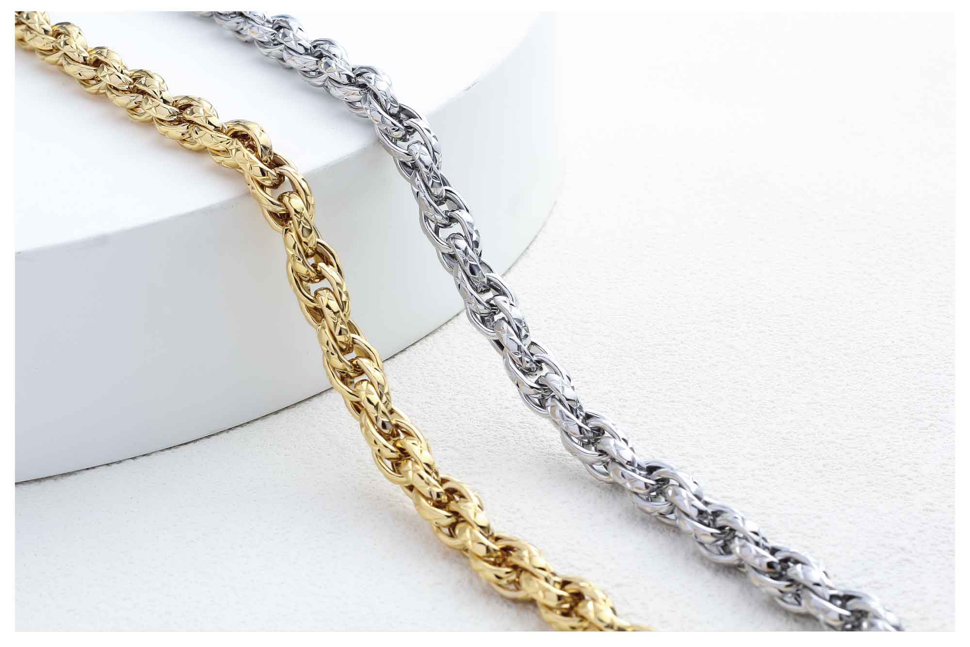 Triple Link Chain – Made on Jupiter