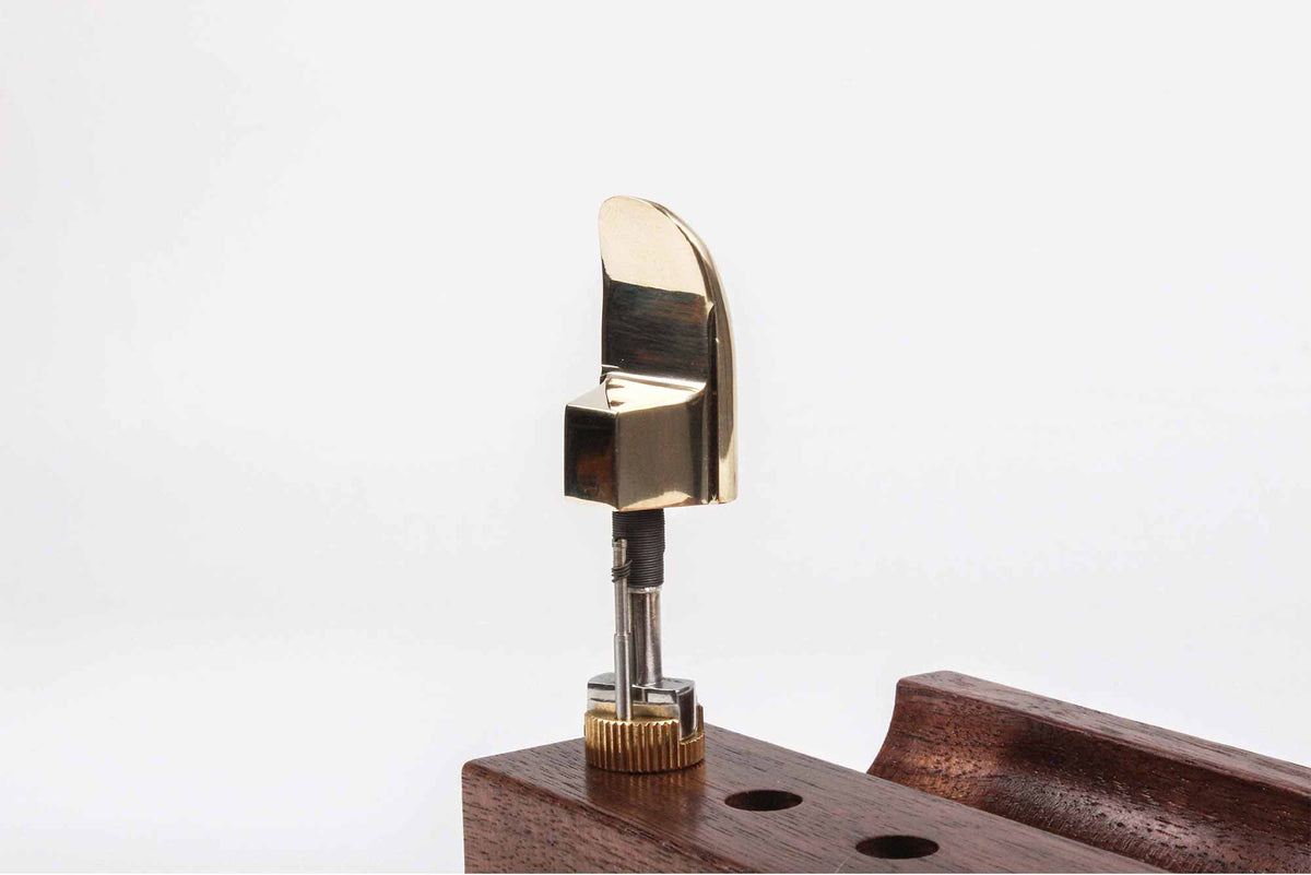 Polishing Iron